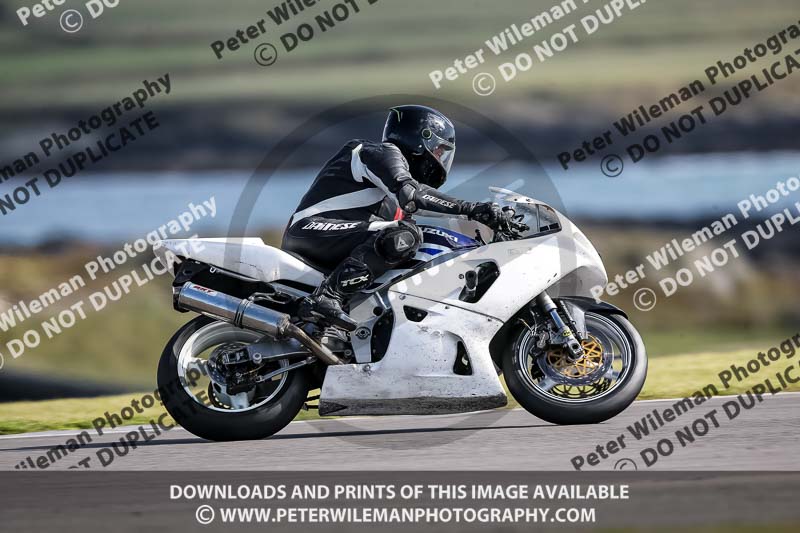 anglesey no limits trackday;anglesey photographs;anglesey trackday photographs;enduro digital images;event digital images;eventdigitalimages;no limits trackdays;peter wileman photography;racing digital images;trac mon;trackday digital images;trackday photos;ty croes